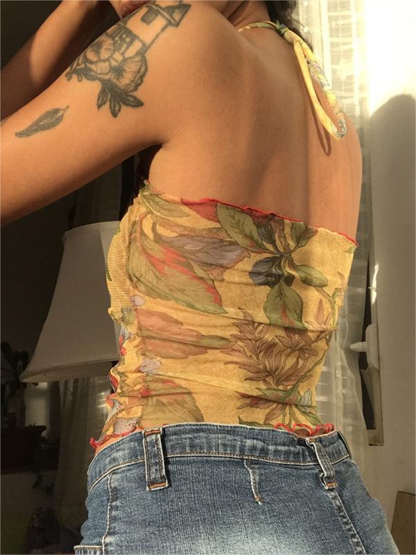 Eléna – Floral Halter Tie Top