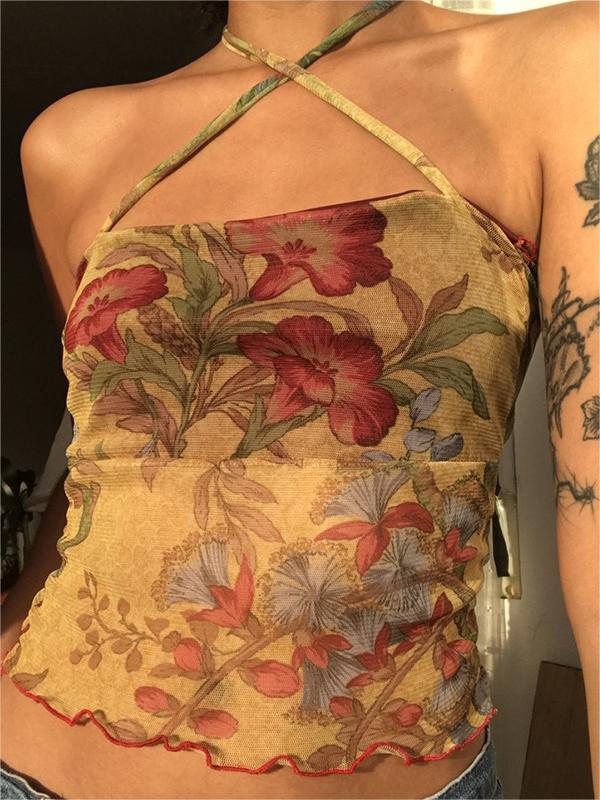 Eléna – Floral Halter Tie Top