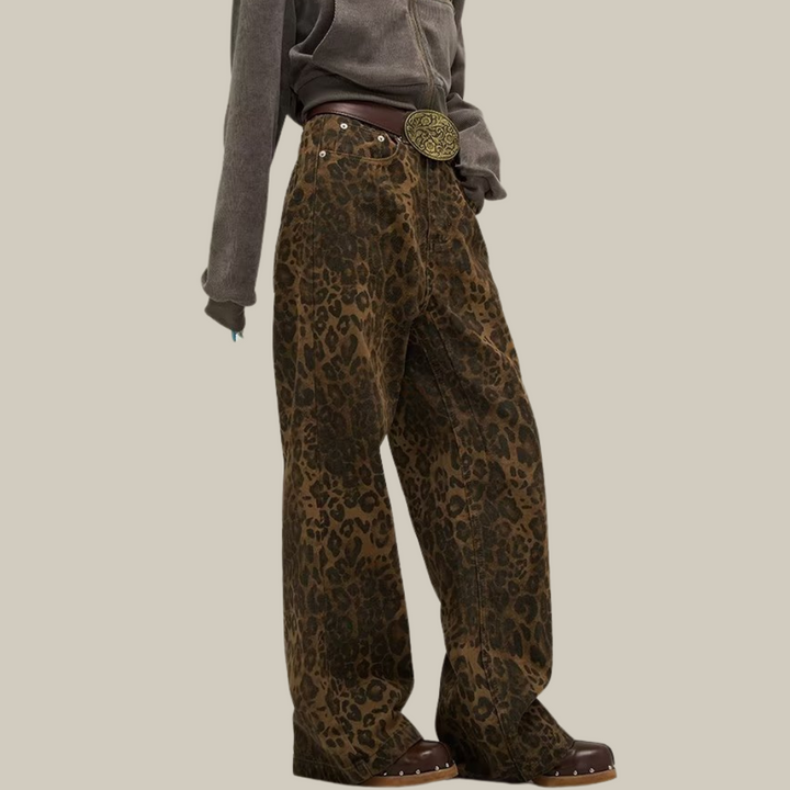Noor – Trendy jeans met luipaardprint
