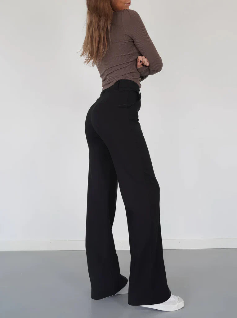 Femke – Slim Fit Damespantalon