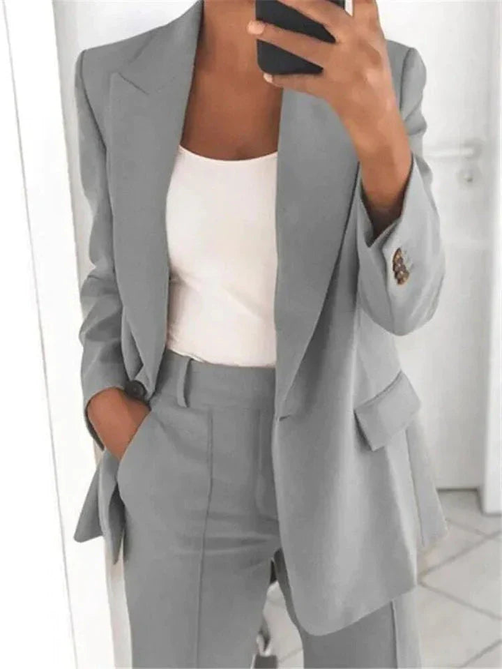 Madelief – Chic Vrouwenpak