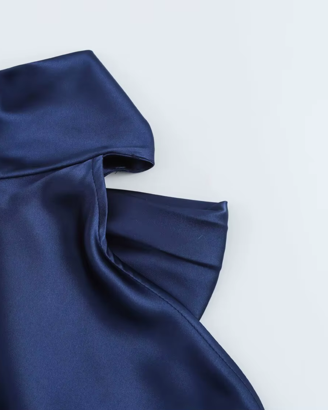 Elise – Satijnen Halterjurk Met Open Rug
