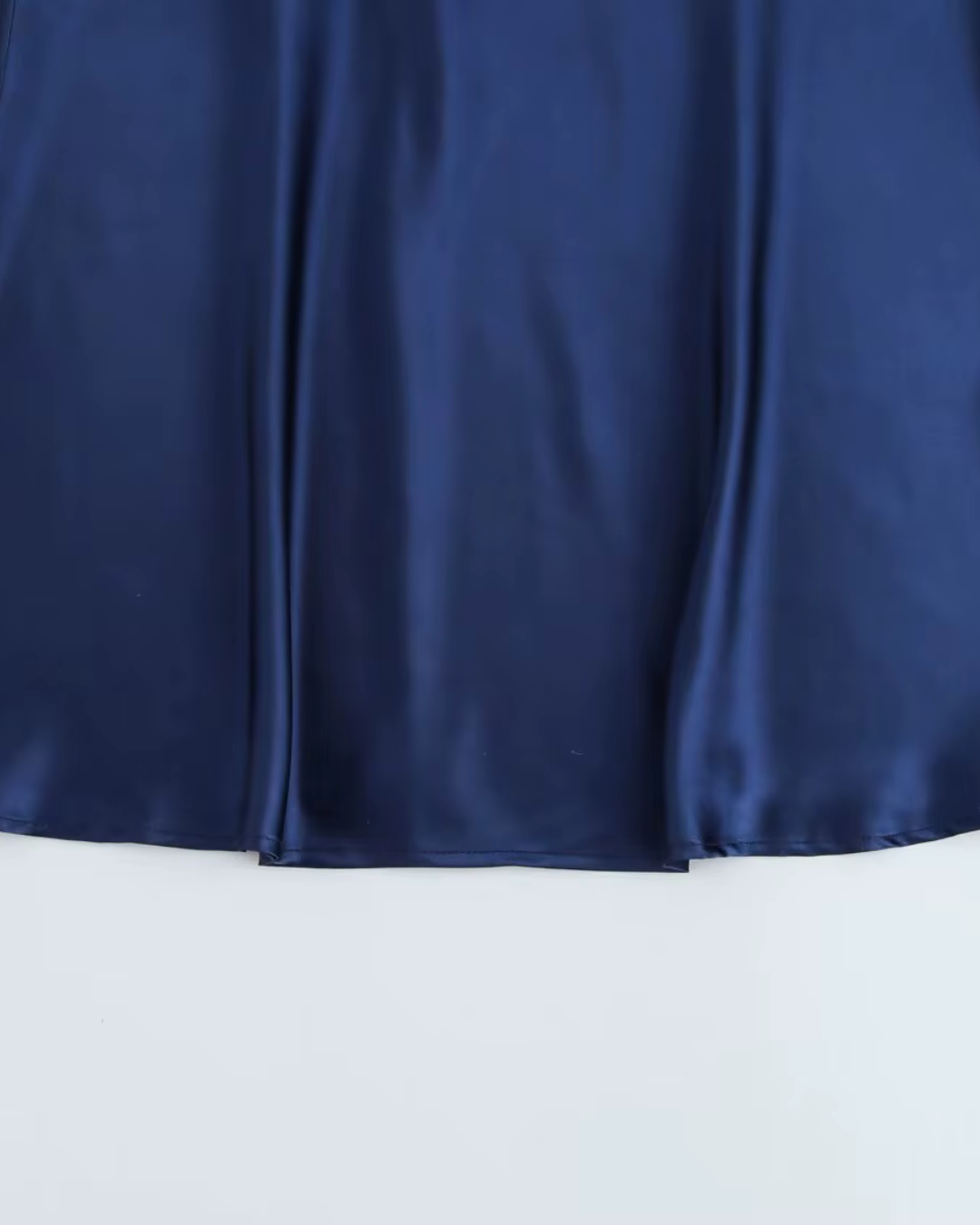 Elise – Satijnen Halterjurk Met Open Rug