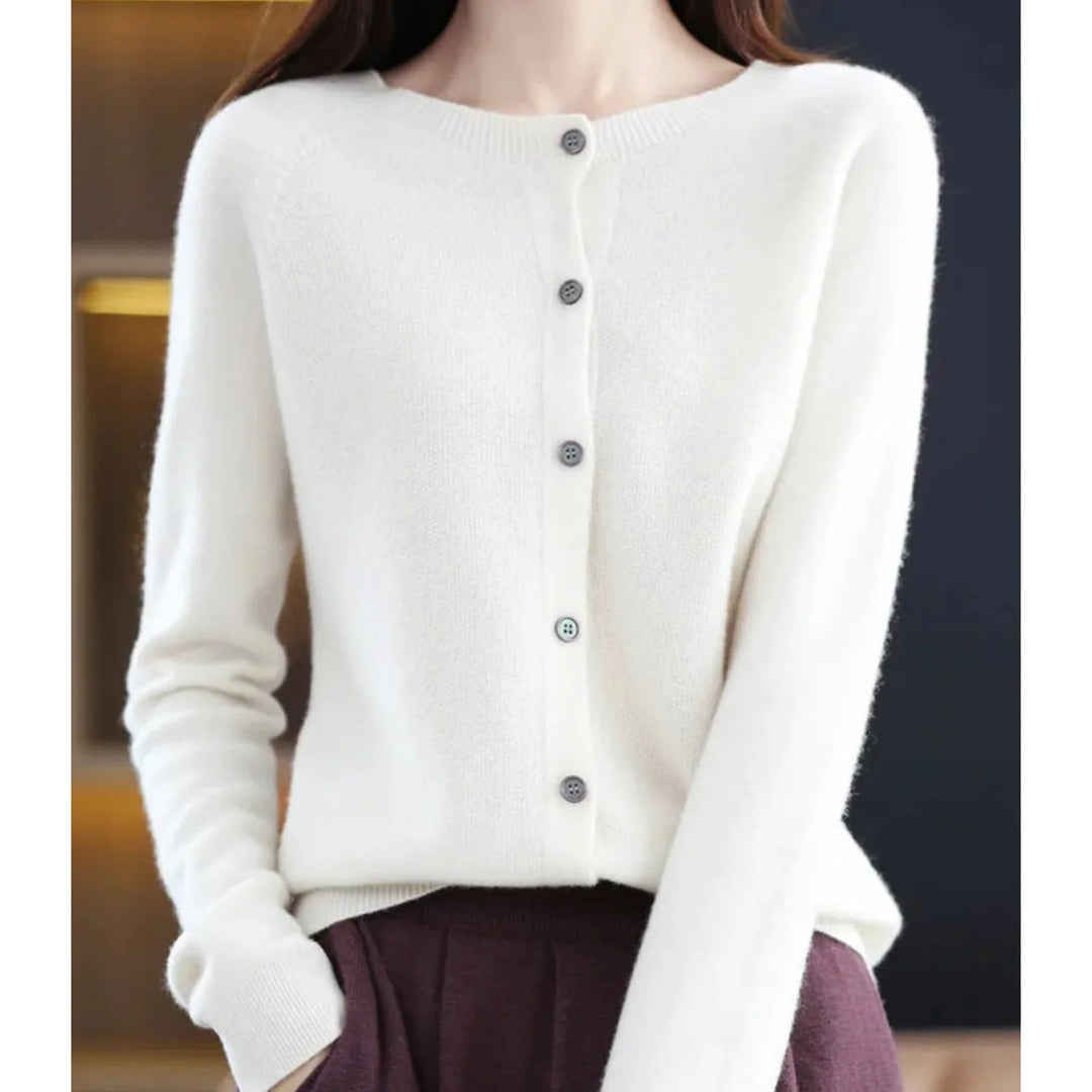 Lotte – Gebreid Vest Met Knoopsluiting