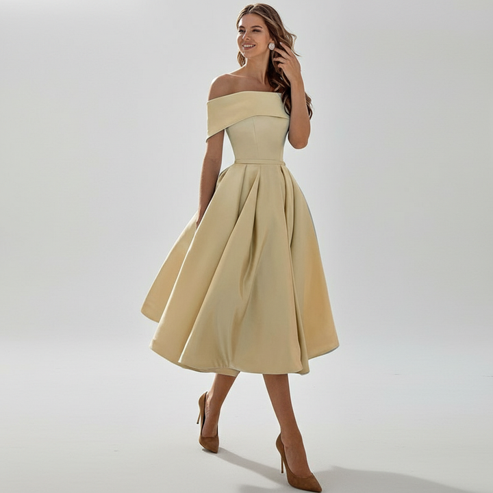 Dames off-shoulder avondjurk met elegante vloeiende pasvorm