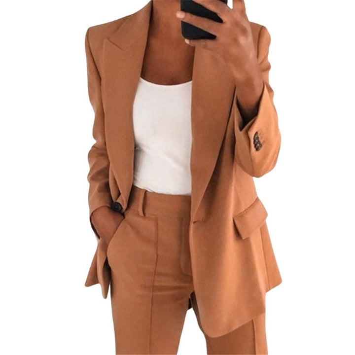 Margaux elegante blazerset voor dames van Lenoriva – stijlvolle set met blazer en broek, luxe afwerking en moderne pasvorm