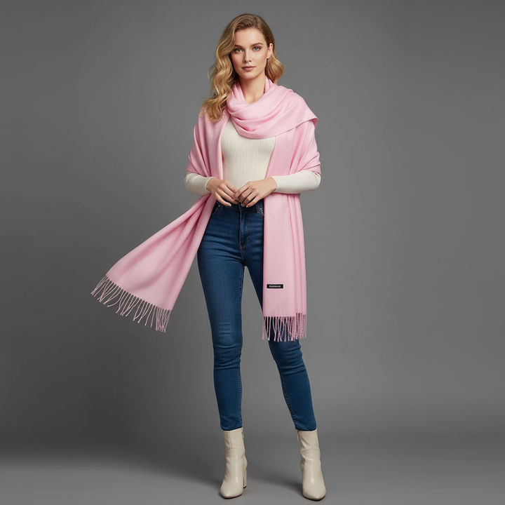 Aurélie elegante en warme sjaal voor dames van Lenoriva – zachte luxe damesaccessoire