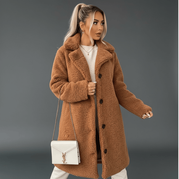 Juliette elegante teddyjas voor dames van Lenoriva – zachte luxe jas met stijlvolle pasvorm en vrouwelijke look