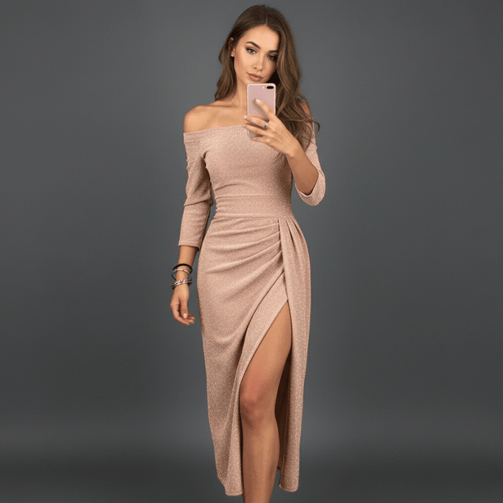 A-lijn wikkeljurk met pailletten en elegante split