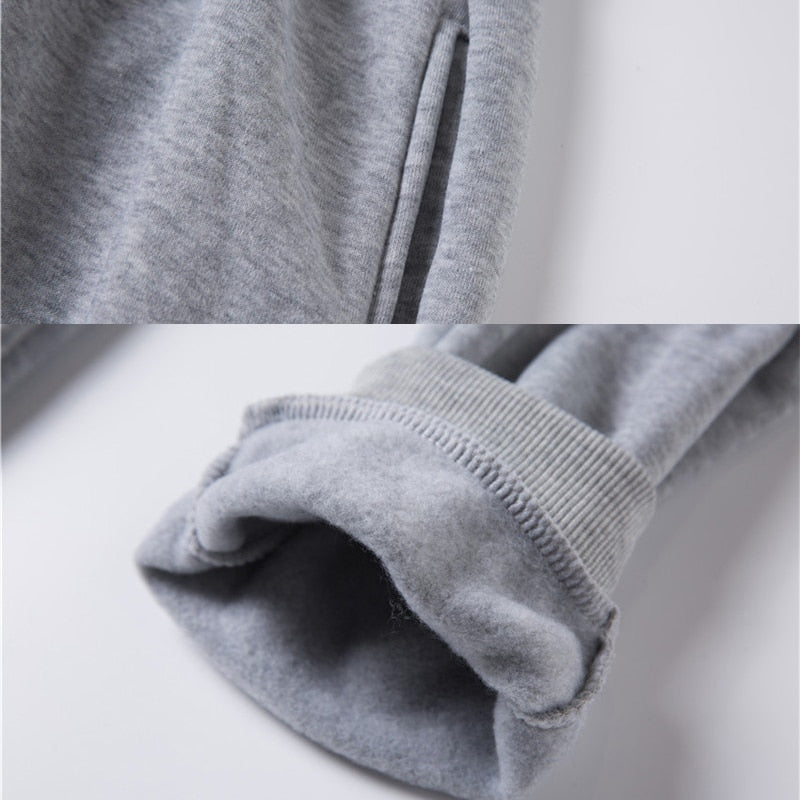 Lou – Basic Streetwear Hoodie
