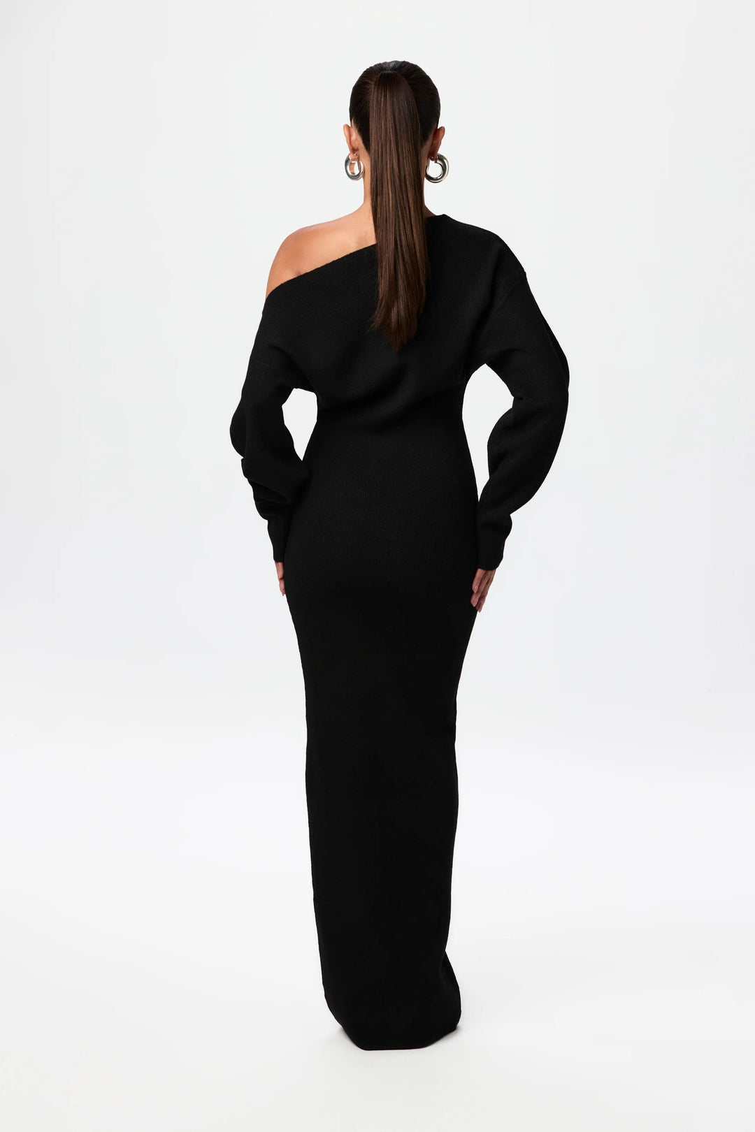 Hilde – Cosy off-shoulder jurk