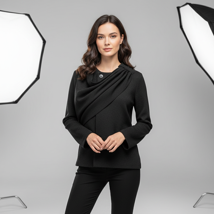Dames cape jas in elegant en modieus design