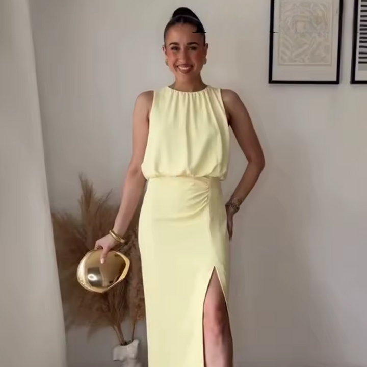 Evelina – Elegant Midi Dress