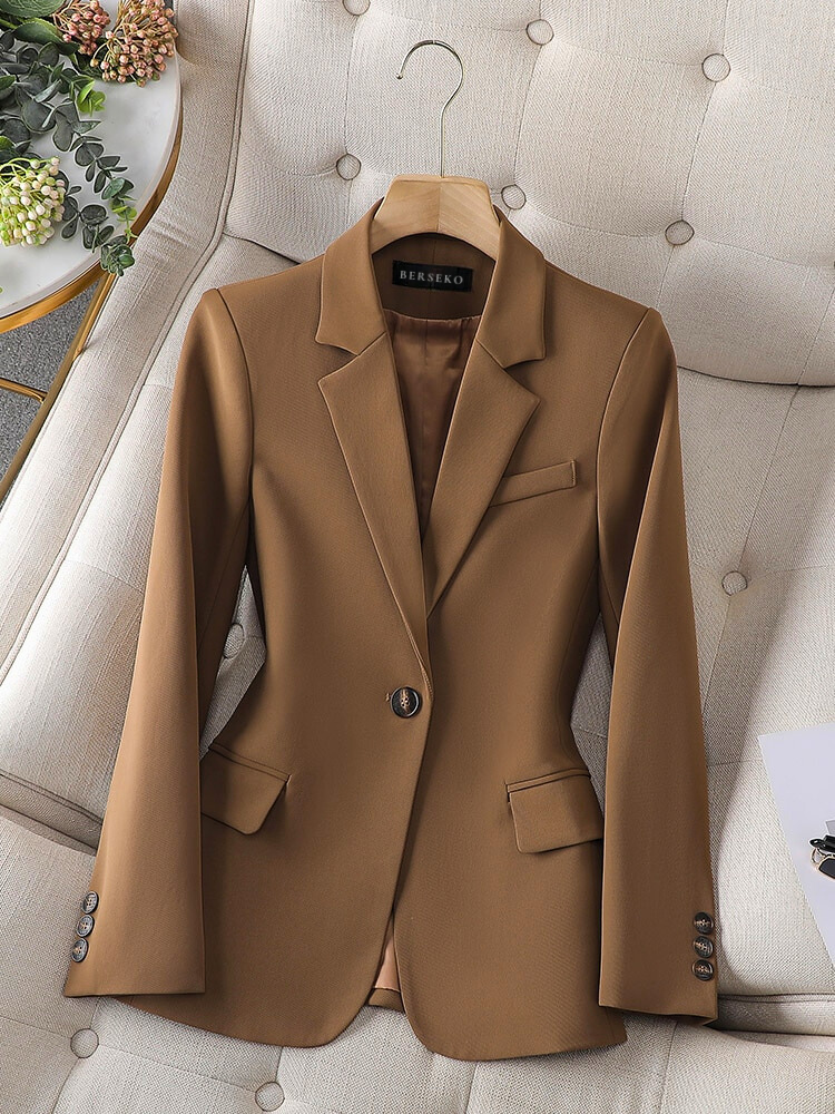 Elegante dames zomerblazer in licht en stijlvol design