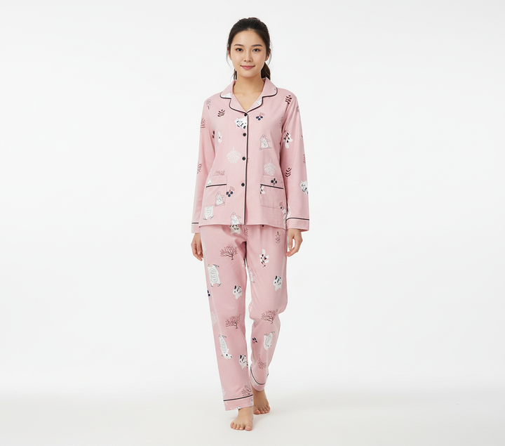 Dames pyjamaset met hartjespatroon in zacht materiaal