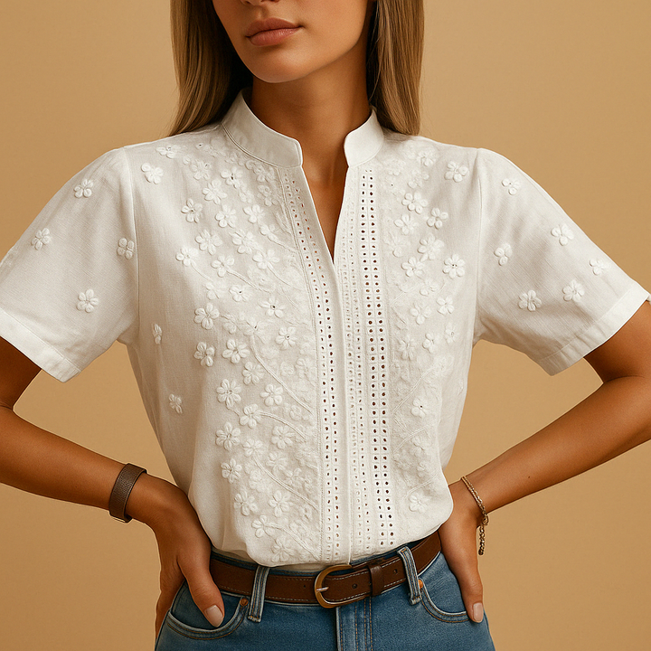 Ameline – Witte Blouse Met Klassieke Kraag