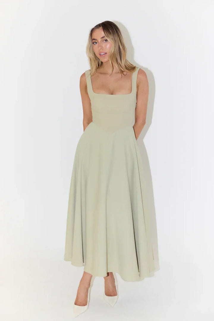 Dames midi jurk in premium kwaliteit met elegante stijl