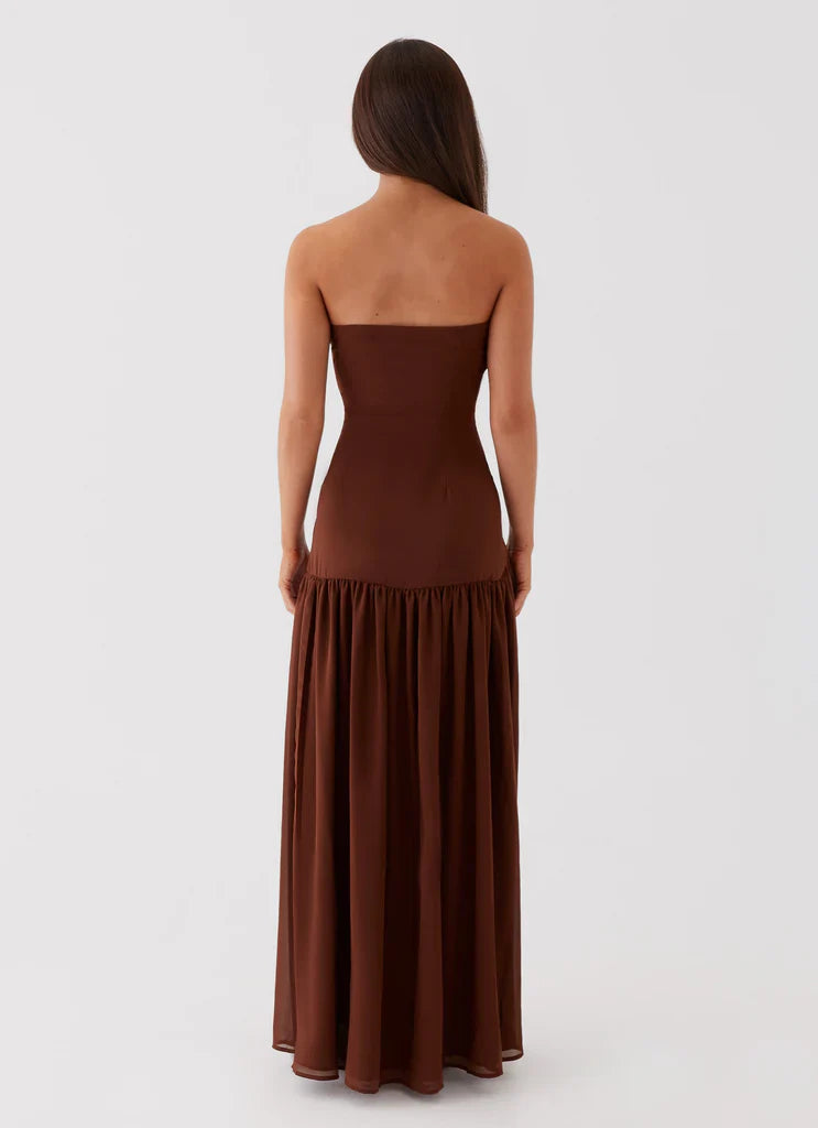 Elara – Strapless Maxi Dress
