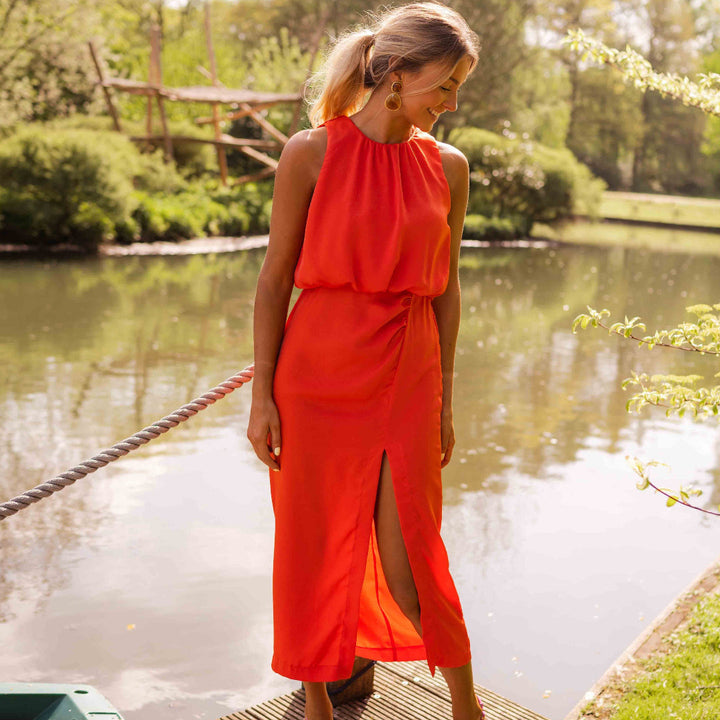 Evelina – Elegant Midi Dress