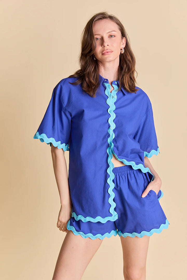 Isla – Blouse Met Scallop Details