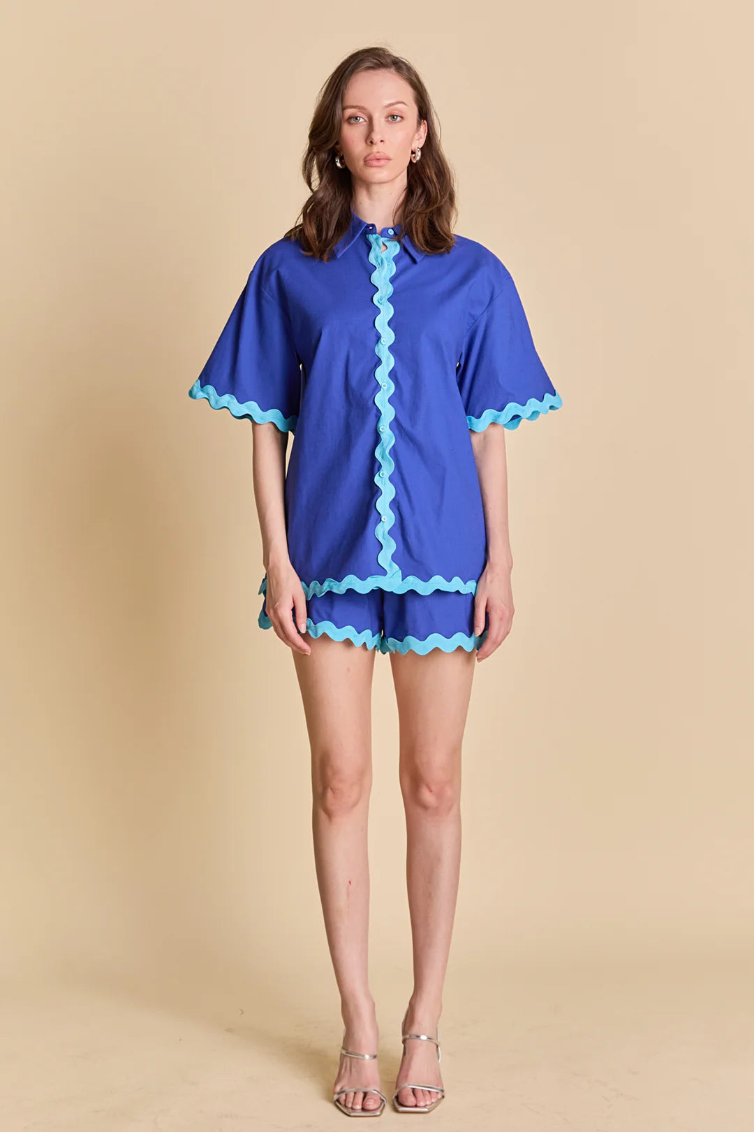 Isla – Blouse Met Scallop Details