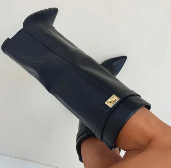 Nayla – Hoge Laarzen Met Flap