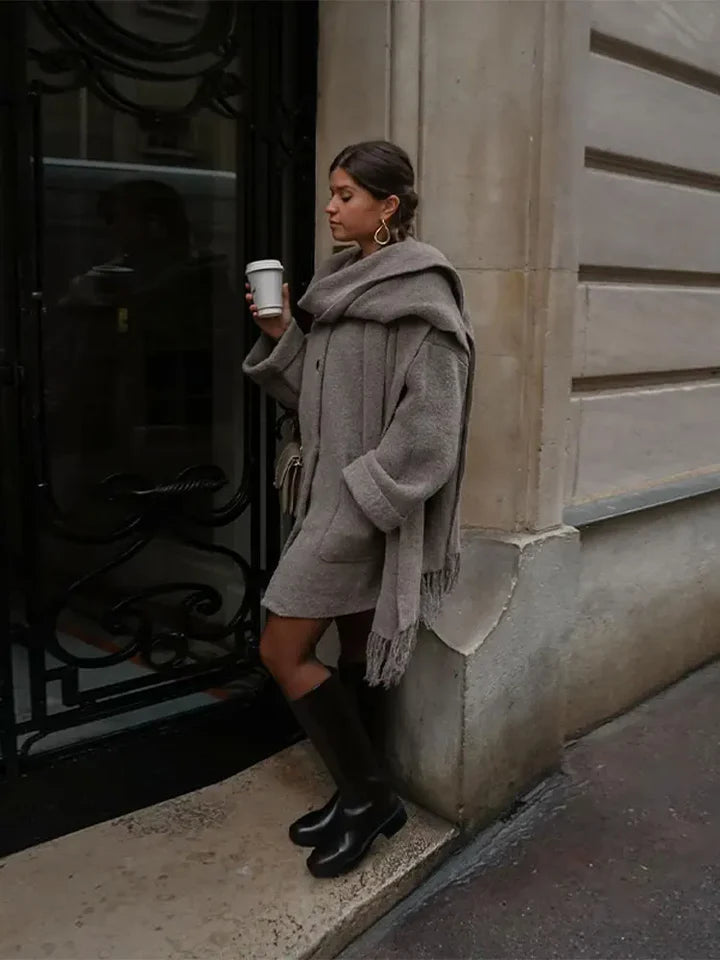 Isolde – Wool Coat met Sjaal