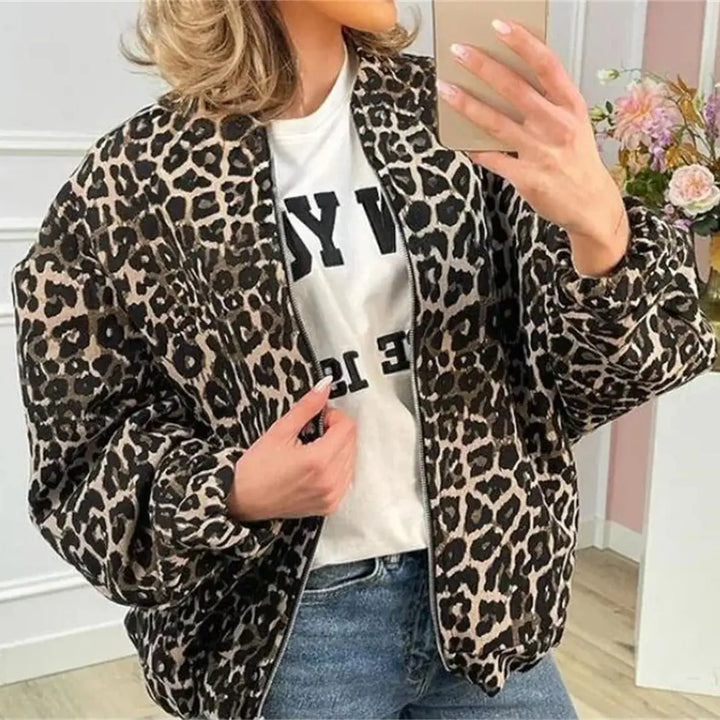 Livia – Bomber Jas Met Luipaard Print