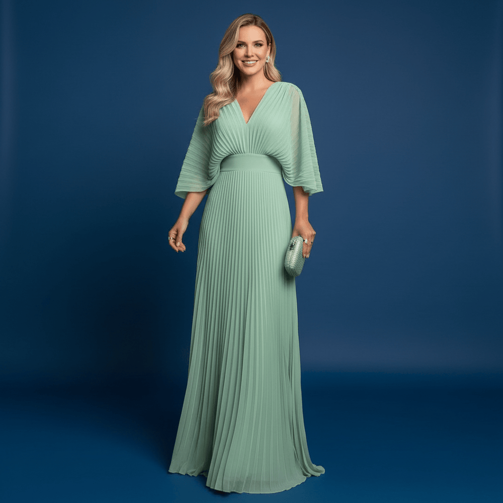 Sierlijke geplooide maxi-jurk met vloeiende stof en elegante vrouwelijke snit