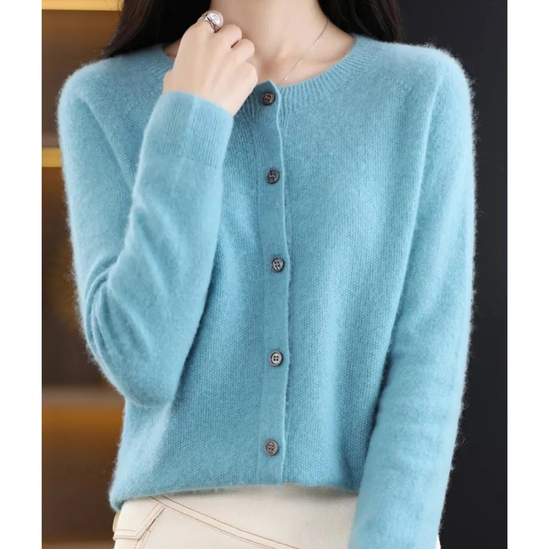 Lotte – Gebreid Vest Met Knoopsluiting