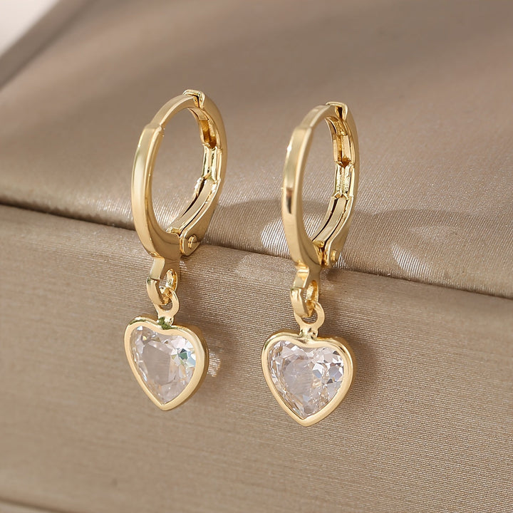 Élodie hartvormige oorbellen met kleurrijke zirkonia van Lenoriva – elegante sieraden met luxe uitstraling
