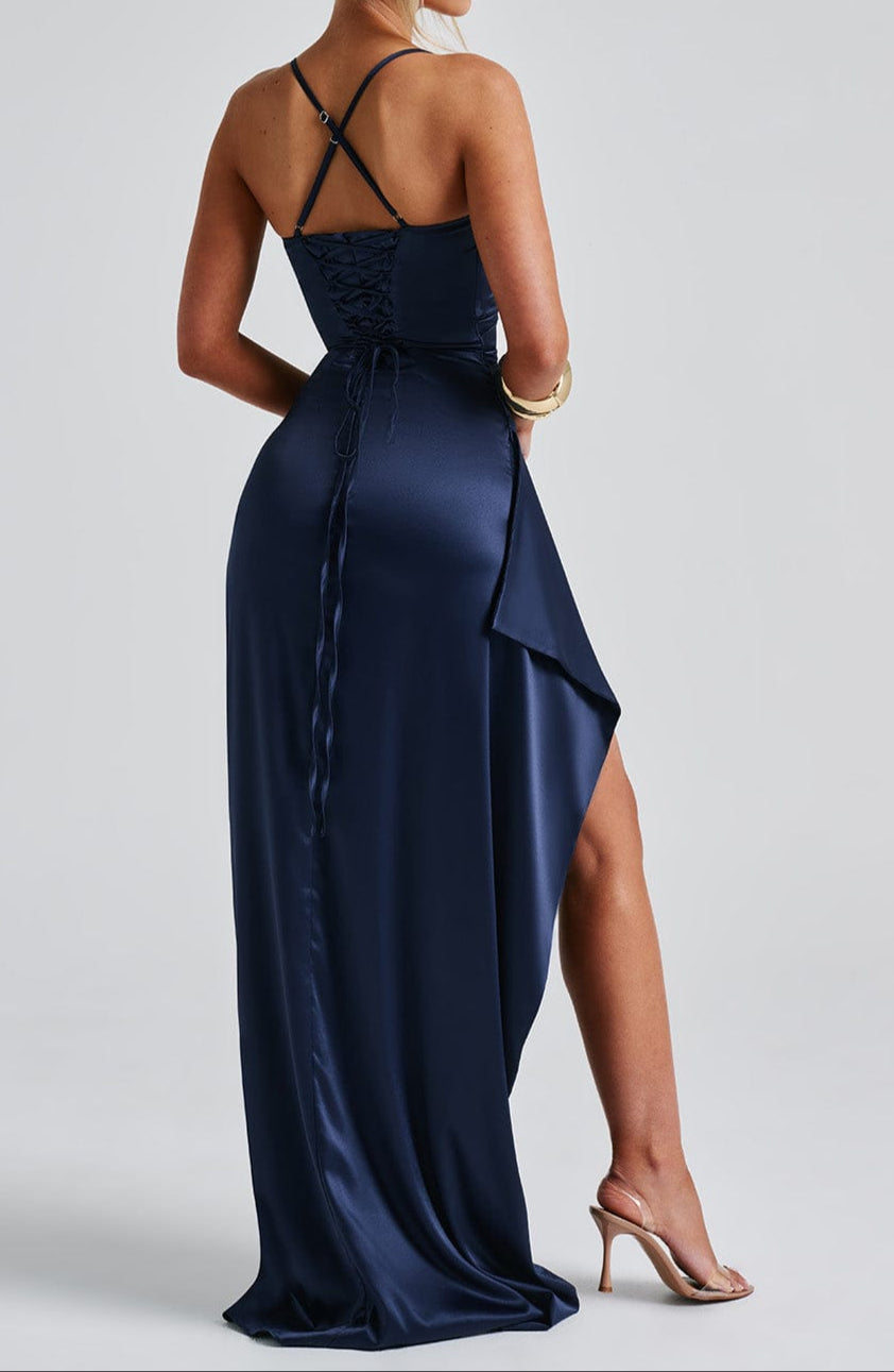 Ariane – Flowy Maxi Dress
