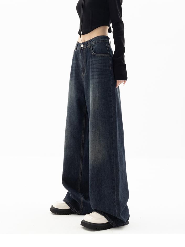 Romy – Boyfriend Jeans met 90s Vibe