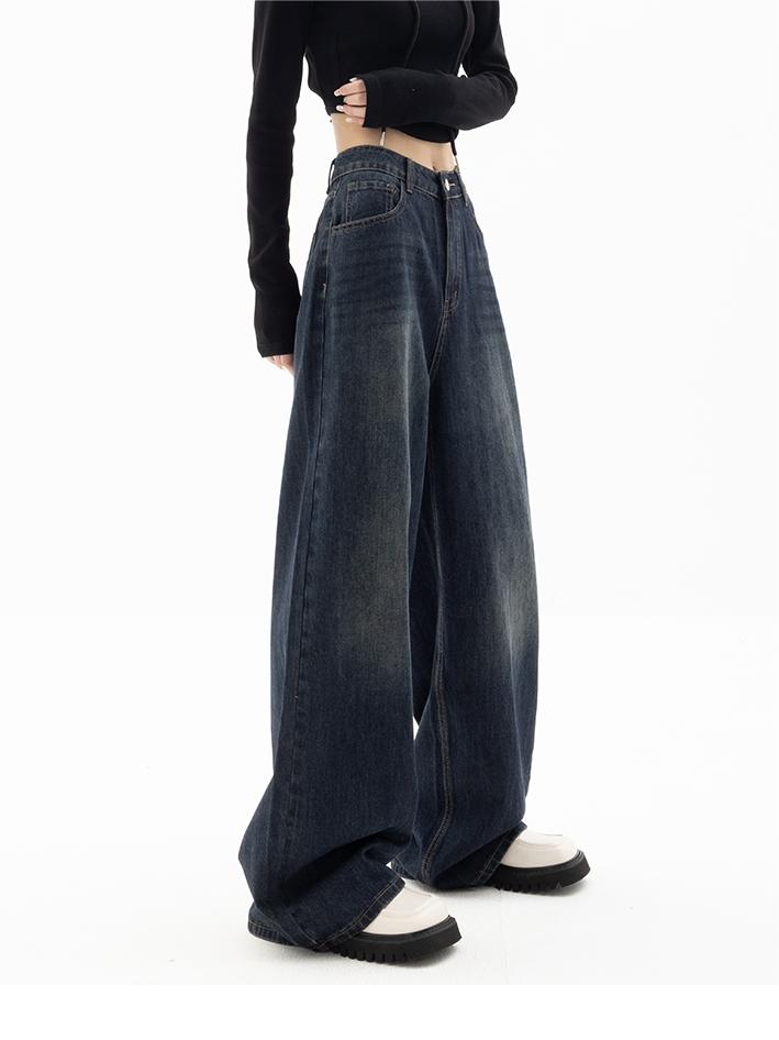 Romy – Boyfriend Jeans met 90s Vibe